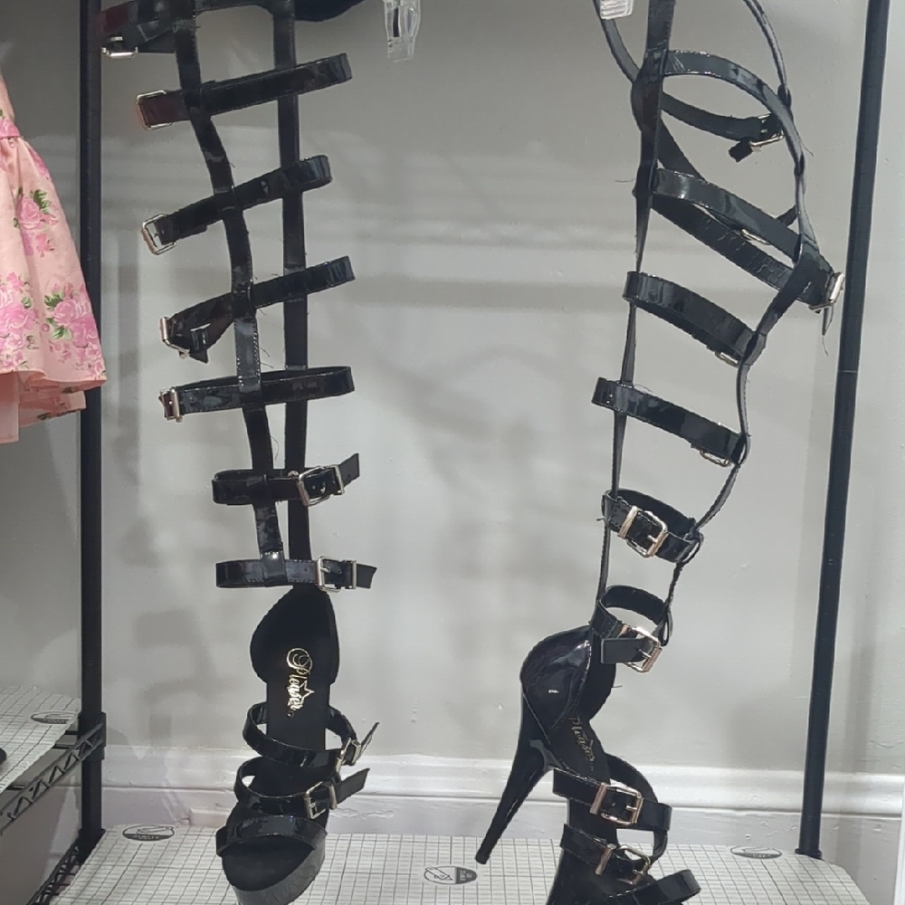 Black Strappy Adjustable Gladiator Heels